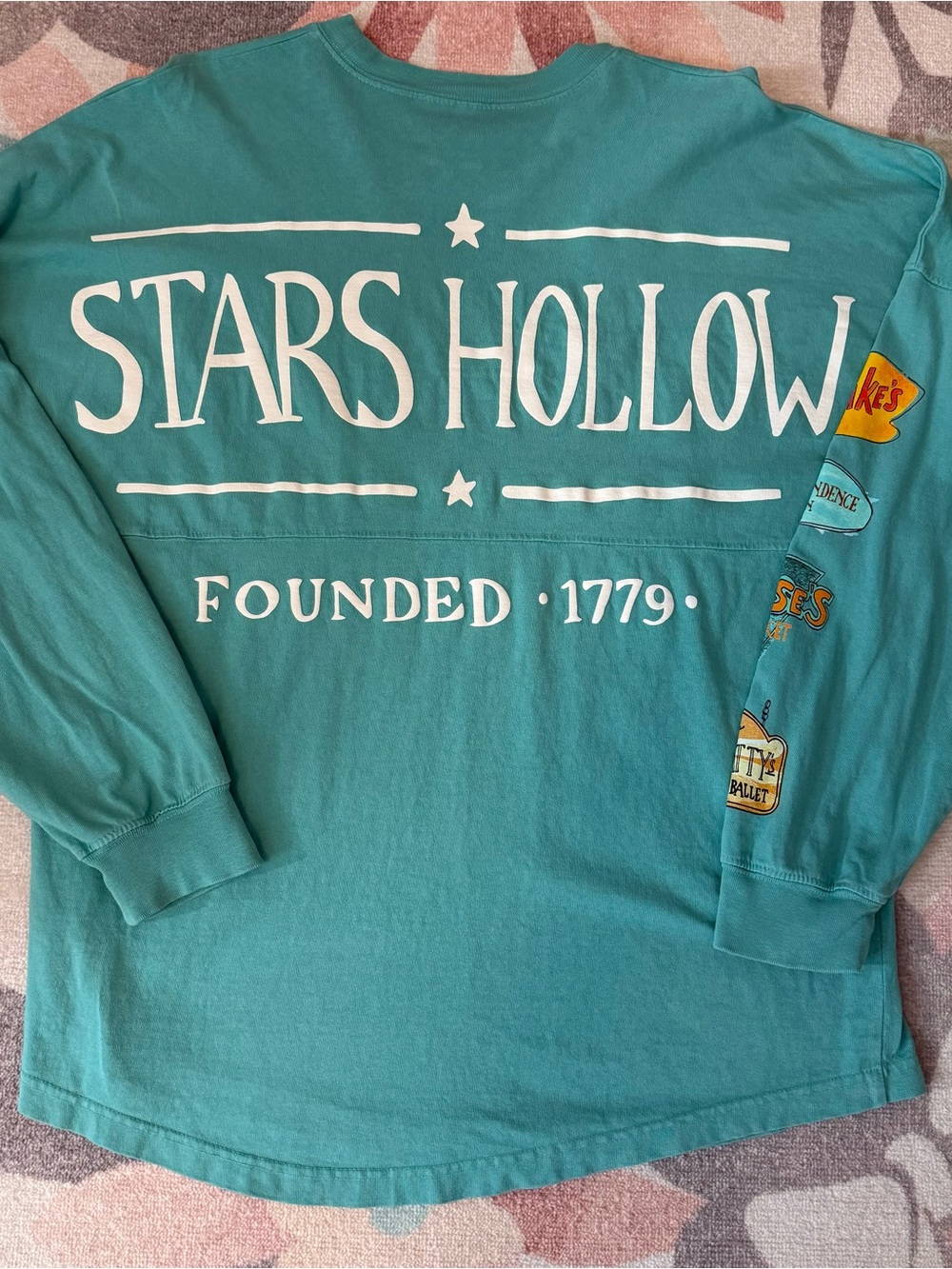 RARE!! EUC! Gilmore Girls Stars Hollow Spirit Jersey